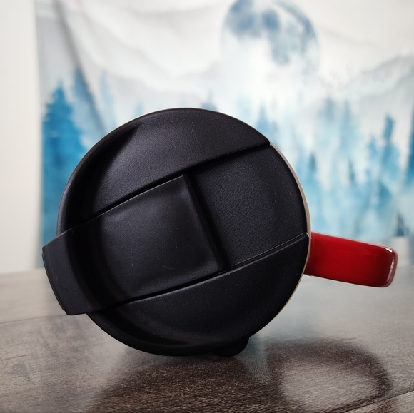 Cypress Holiday Winter Squirrel Ceramic 17.5 fl oz Travel Cup - Picture 9 of 15